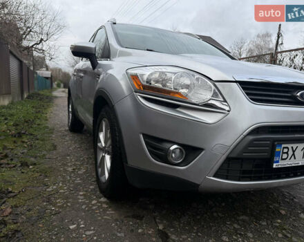 Серый Форд Куга, объемом двигателя 2 л и пробегом 184 тыс. км за 9500 $, фото 6 на Automoto.ua