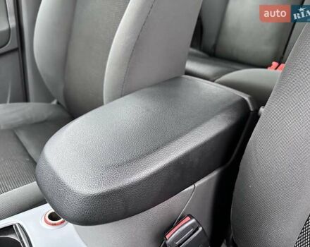 Серый Форд Куга, объемом двигателя 2 л и пробегом 235 тыс. км за 12700 $, фото 73 на Automoto.ua