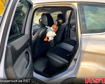 Серый Форд Куга, объемом двигателя 2.5 л и пробегом 160 тыс. км за 11500 $, фото 7 на Automoto.ua