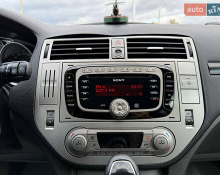 Серый Форд Куга, объемом двигателя 2.52 л и пробегом 167 тыс. км за 10999 $, фото 15 на Automoto.ua