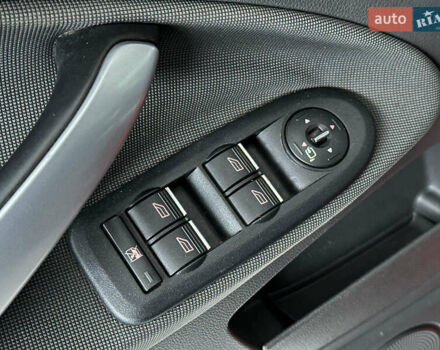 Сірий Форд Куга, об'ємом двигуна 2 л та пробігом 108 тис. км за 12990 $, фото 11 на Automoto.ua