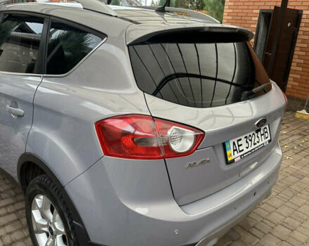 Серый Форд Куга, объемом двигателя 2 л и пробегом 134 тыс. км за 11500 $, фото 4 на Automoto.ua