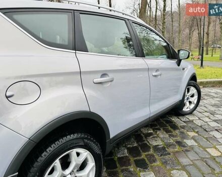 Серый Форд Куга, объемом двигателя 2 л и пробегом 235 тыс. км за 12700 $, фото 40 на Automoto.ua