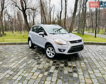 Серый Форд Куга, объемом двигателя 2 л и пробегом 235 тыс. км за 12700 $, фото 16 на Automoto.ua