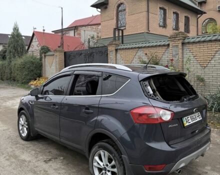 Серый Форд Куга, объемом двигателя 0 л и пробегом 230 тыс. км за 5500 $, фото 4 на Automoto.ua