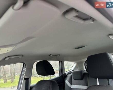 Серый Форд Куга, объемом двигателя 2 л и пробегом 235 тыс. км за 12700 $, фото 76 на Automoto.ua