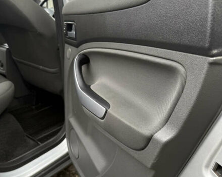 Серый Форд Куга, объемом двигателя 2 л и пробегом 184 тыс. км за 9500 $, фото 17 на Automoto.ua