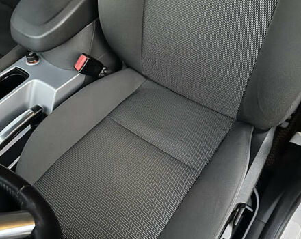 Серый Форд Куга, объемом двигателя 2 л и пробегом 134 тыс. км за 11500 $, фото 19 на Automoto.ua