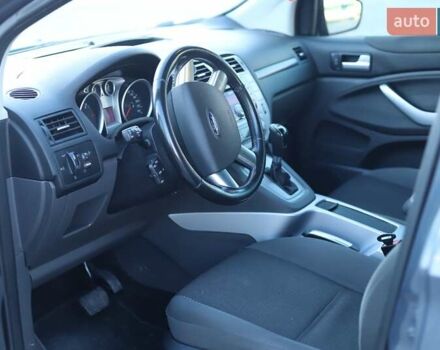 Серый Форд Куга, объемом двигателя 2 л и пробегом 204 тыс. км за 11200 $, фото 8 на Automoto.ua