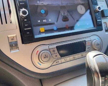 Серый Форд Куга, объемом двигателя 2.5 л и пробегом 235 тыс. км за 11700 $, фото 9 на Automoto.ua