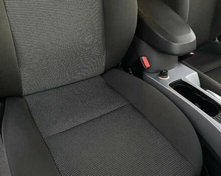 Серый Форд Куга, объемом двигателя 2 л и пробегом 134 тыс. км за 11500 $, фото 25 на Automoto.ua