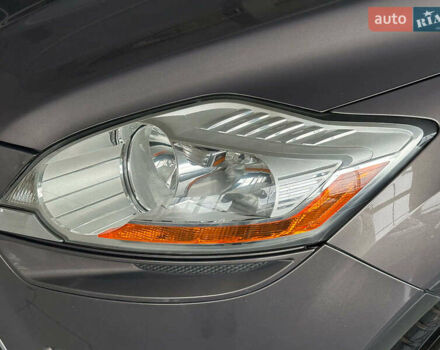 Сірий Форд Куга, об'ємом двигуна 2 л та пробігом 108 тис. км за 12990 $, фото 7 на Automoto.ua