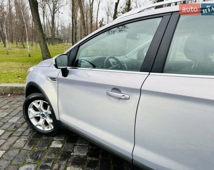 Серый Форд Куга, объемом двигателя 2 л и пробегом 235 тыс. км за 12700 $, фото 54 на Automoto.ua