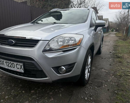 Серый Форд Куга, объемом двигателя 2 л и пробегом 184 тыс. км за 9500 $, фото 1 на Automoto.ua