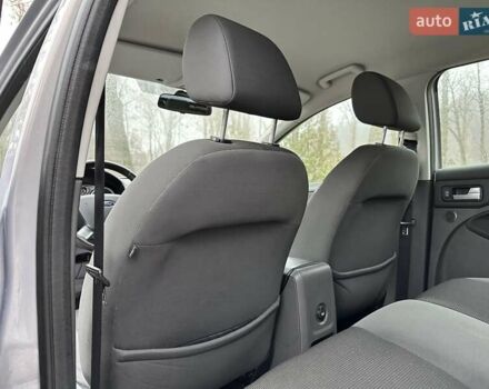 Серый Форд Куга, объемом двигателя 2 л и пробегом 235 тыс. км за 12700 $, фото 77 на Automoto.ua