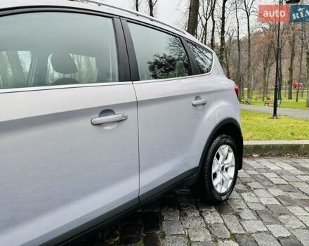 Серый Форд Куга, объемом двигателя 2 л и пробегом 235 тыс. км за 12700 $, фото 9 на Automoto.ua