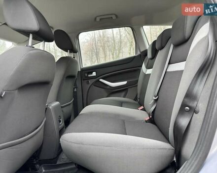 Серый Форд Куга, объемом двигателя 2 л и пробегом 235 тыс. км за 12700 $, фото 78 на Automoto.ua