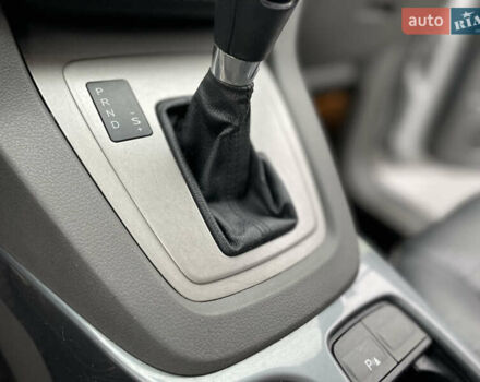 Серый Форд Куга, объемом двигателя 2 л и пробегом 230 тыс. км за 9200 $, фото 10 на Automoto.ua