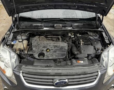 Серый Форд Куга, объемом двигателя 0 л и пробегом 230 тыс. км за 5500 $, фото 7 на Automoto.ua