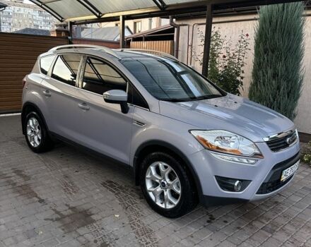 Серый Форд Куга, объемом двигателя 2 л и пробегом 134 тыс. км за 12500 $, фото 1 на Automoto.ua