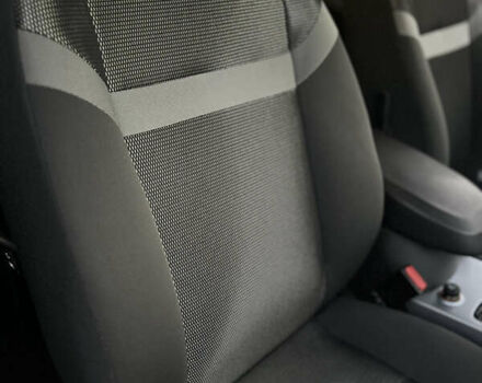 Серый Форд Куга, объемом двигателя 2 л и пробегом 134 тыс. км за 11500 $, фото 27 на Automoto.ua