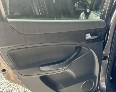 Сірий Форд Куга, об'ємом двигуна 2.5 л та пробігом 61 тис. км за 11500 $, фото 15 на Automoto.ua