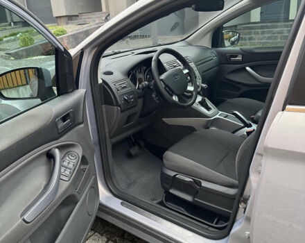 Серый Форд Куга, объемом двигателя 2 л и пробегом 254 тыс. км за 10000 $, фото 8 на Automoto.ua