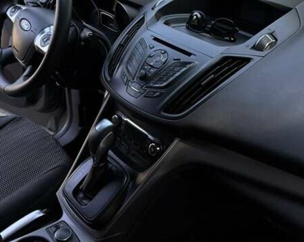 Сірий Форд Куга, об'ємом двигуна 2 л та пробігом 284 тис. км за 13200 $, фото 8 на Automoto.ua