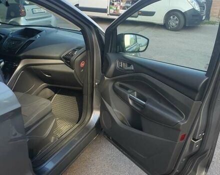 Серый Форд Куга, объемом двигателя 2 л и пробегом 154 тыс. км за 13000 $, фото 13 на Automoto.ua