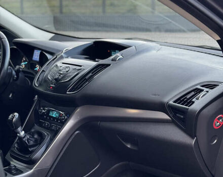 Серый Форд Куга, объемом двигателя 1.6 л и пробегом 187 тыс. км за 10599 $, фото 46 на Automoto.ua