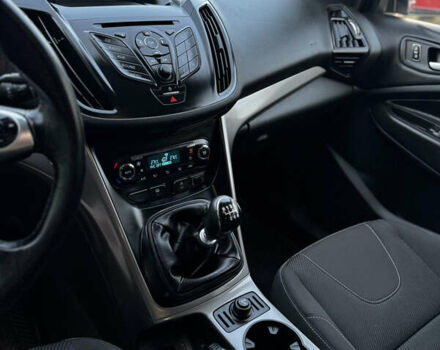 Серый Форд Куга, объемом двигателя 1.6 л и пробегом 187 тыс. км за 10599 $, фото 64 на Automoto.ua