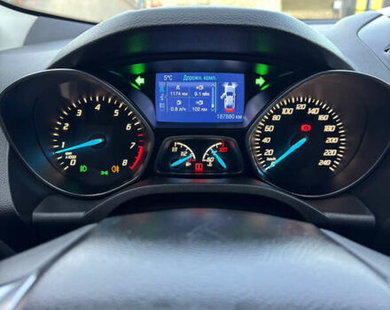 Серый Форд Куга, объемом двигателя 1.6 л и пробегом 187 тыс. км за 10599 $, фото 67 на Automoto.ua