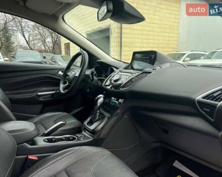 Серый Форд Куга, объемом двигателя 2 л и пробегом 216 тыс. км за 13500 $, фото 19 на Automoto.ua