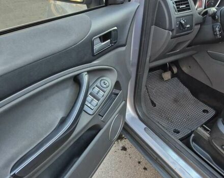 Серый Форд Куга, объемом двигателя 2 л и пробегом 185 тыс. км за 10999 $, фото 38 на Automoto.ua