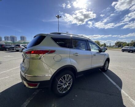 Серый Форд Куга, объемом двигателя 2 л и пробегом 180 тыс. км за 12500 $, фото 6 на Automoto.ua