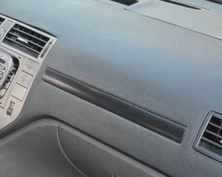 Сірий Форд Куга, об'ємом двигуна 2 л та пробігом 185 тис. км за 10500 $, фото 26 на Automoto.ua