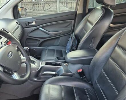 Сірий Форд Куга, об'ємом двигуна 2 л та пробігом 185 тис. км за 10500 $, фото 34 на Automoto.ua