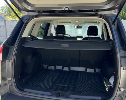 Серый Форд Куга, объемом двигателя 2 л и пробегом 84 тыс. км за 15000 $, фото 6 на Automoto.ua