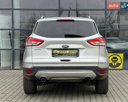 Серый Форд Куга, объемом двигателя 2 л и пробегом 216 тыс. км за 13500 $, фото 5 на Automoto.ua