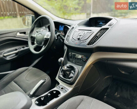 Серый Форд Куга, объемом двигателя 2 л и пробегом 187 тыс. км за 11500 $, фото 43 на Automoto.ua