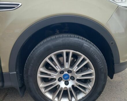 Серый Форд Куга, объемом двигателя 1.6 л и пробегом 176 тыс. км за 10500 $, фото 15 на Automoto.ua