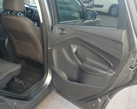 Серый Форд Куга, объемом двигателя 2 л и пробегом 154 тыс. км за 13000 $, фото 14 на Automoto.ua