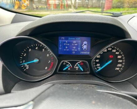 Серый Форд Куга, объемом двигателя 1.6 л и пробегом 248 тыс. км за 10500 $, фото 4 на Automoto.ua