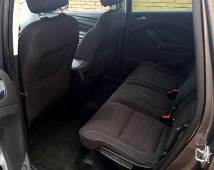 Сірий Форд Куга, об'ємом двигуна 2 л та пробігом 131 тис. км за 13700 $, фото 6 на Automoto.ua