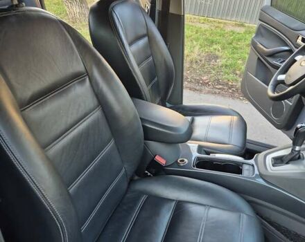 Серый Форд Куга, объемом двигателя 2 л и пробегом 185 тыс. км за 10999 $, фото 28 на Automoto.ua