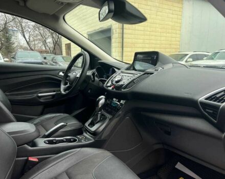 Сірий Форд Куга, об'ємом двигуна 2 л та пробігом 216 тис. км за 13500 $, фото 19 на Automoto.ua