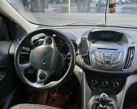 Серый Форд Куга, объемом двигателя 2 л и пробегом 300 тыс. км за 11500 $, фото 6 на Automoto.ua