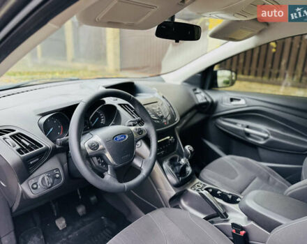 Серый Форд Куга, объемом двигателя 2 л и пробегом 187 тыс. км за 11500 $, фото 19 на Automoto.ua