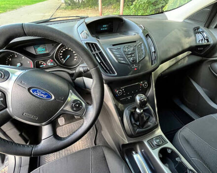 Серый Форд Куга, объемом двигателя 2 л и пробегом 172 тыс. км за 13000 $, фото 9 на Automoto.ua