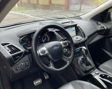 Серый Форд Куга, объемом двигателя 2 л и пробегом 209 тыс. км за 11700 $, фото 8 на Automoto.ua